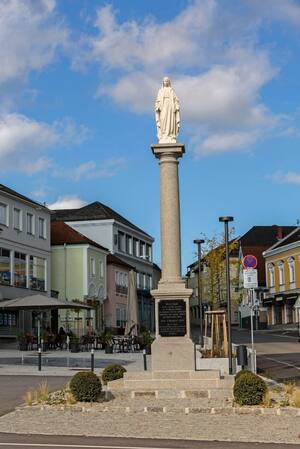 Säule (Quelle: Land OÖ, Aistleitner)